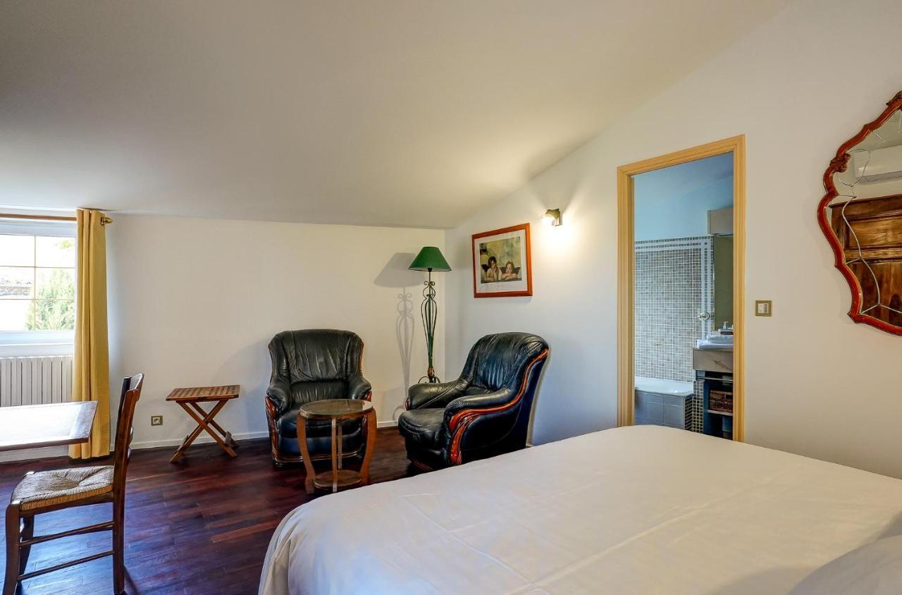 La Chaumiere, Demeure D'Hotes Lauris Exterior photo
