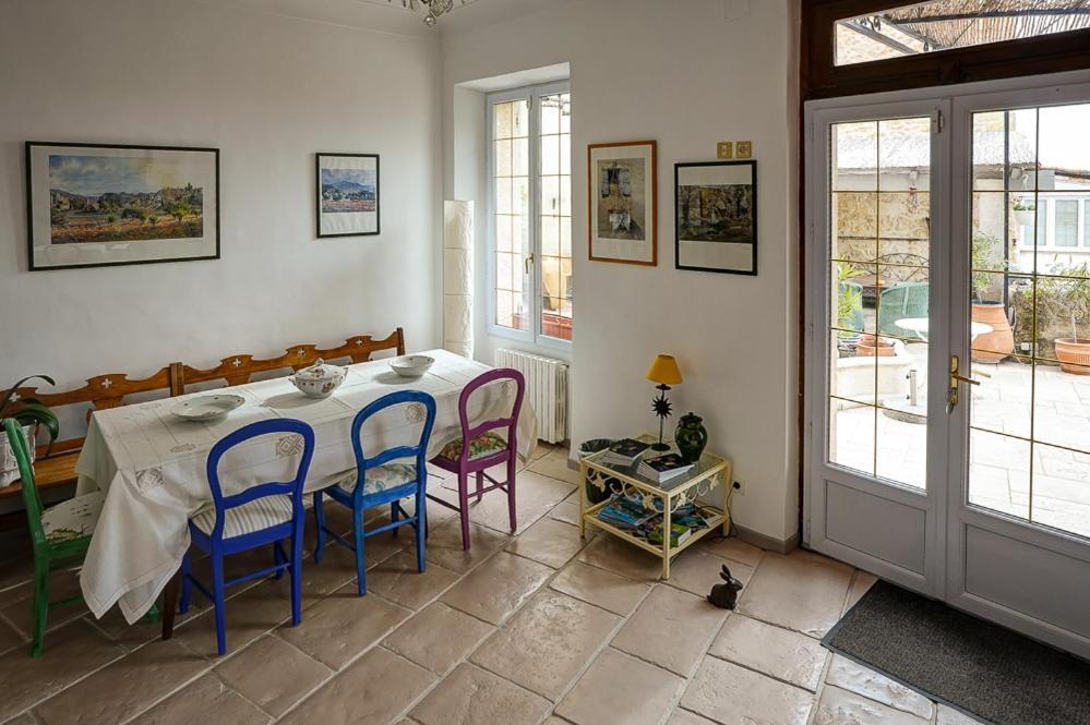 La Chaumiere, Demeure D'Hotes Lauris Exterior photo