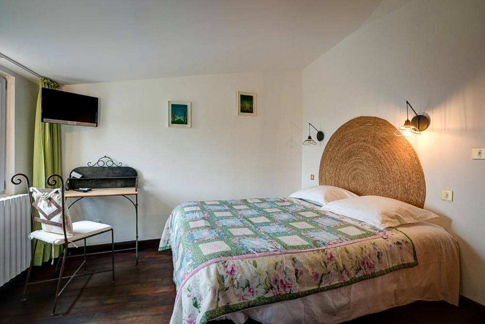La Chaumiere, Demeure D'Hotes Lauris Exterior photo